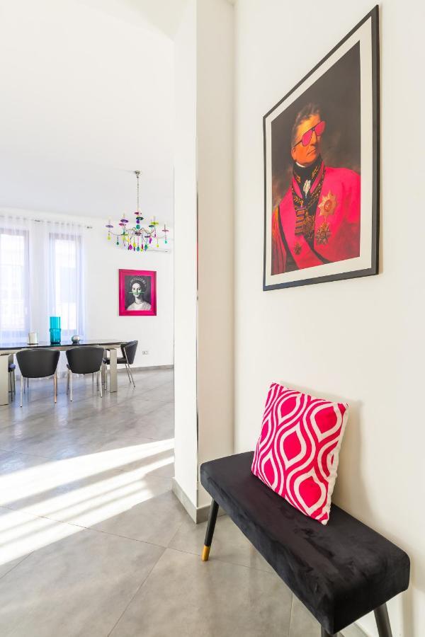 Ferdinando Art House By Wonderful Italy Apartment เนเปิลส์ ภายนอก รูปภาพ